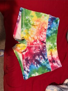 RokFit tie dye shorts
